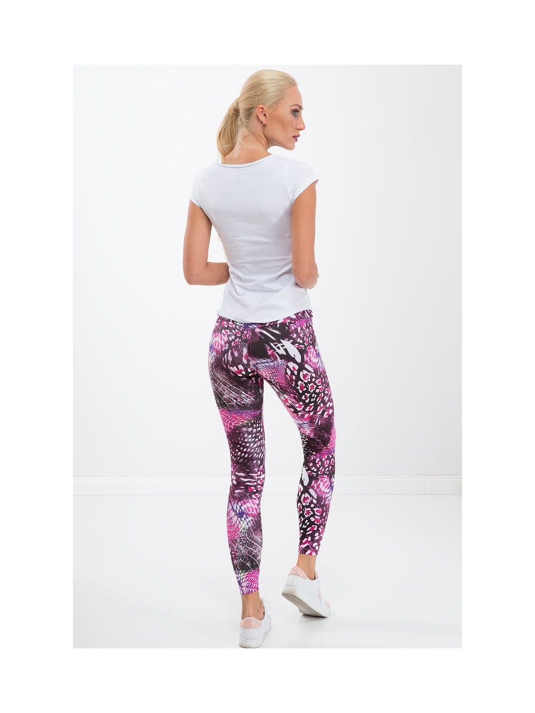 Amaranth sports leggings with patterns H1001 - Online store - Boutique